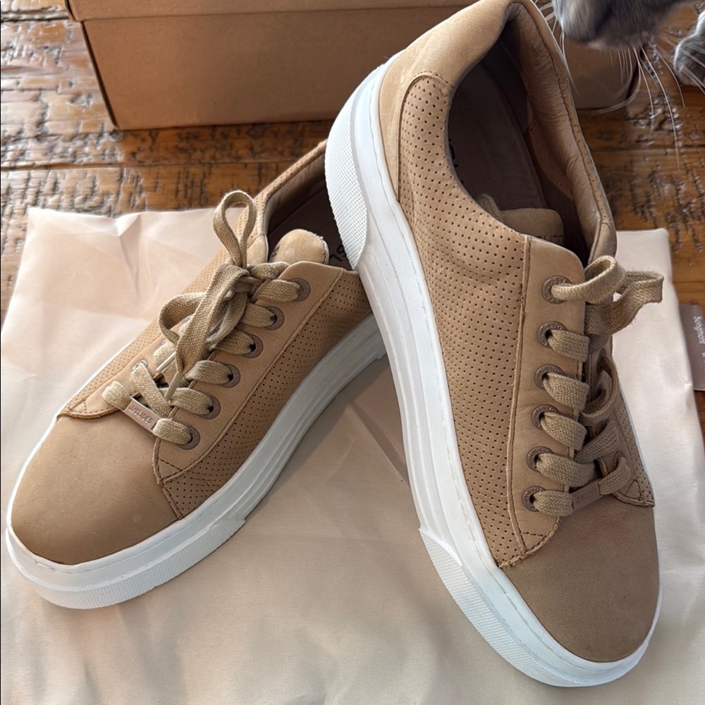 J/SLIDES Tan Lace-Up Sneakers